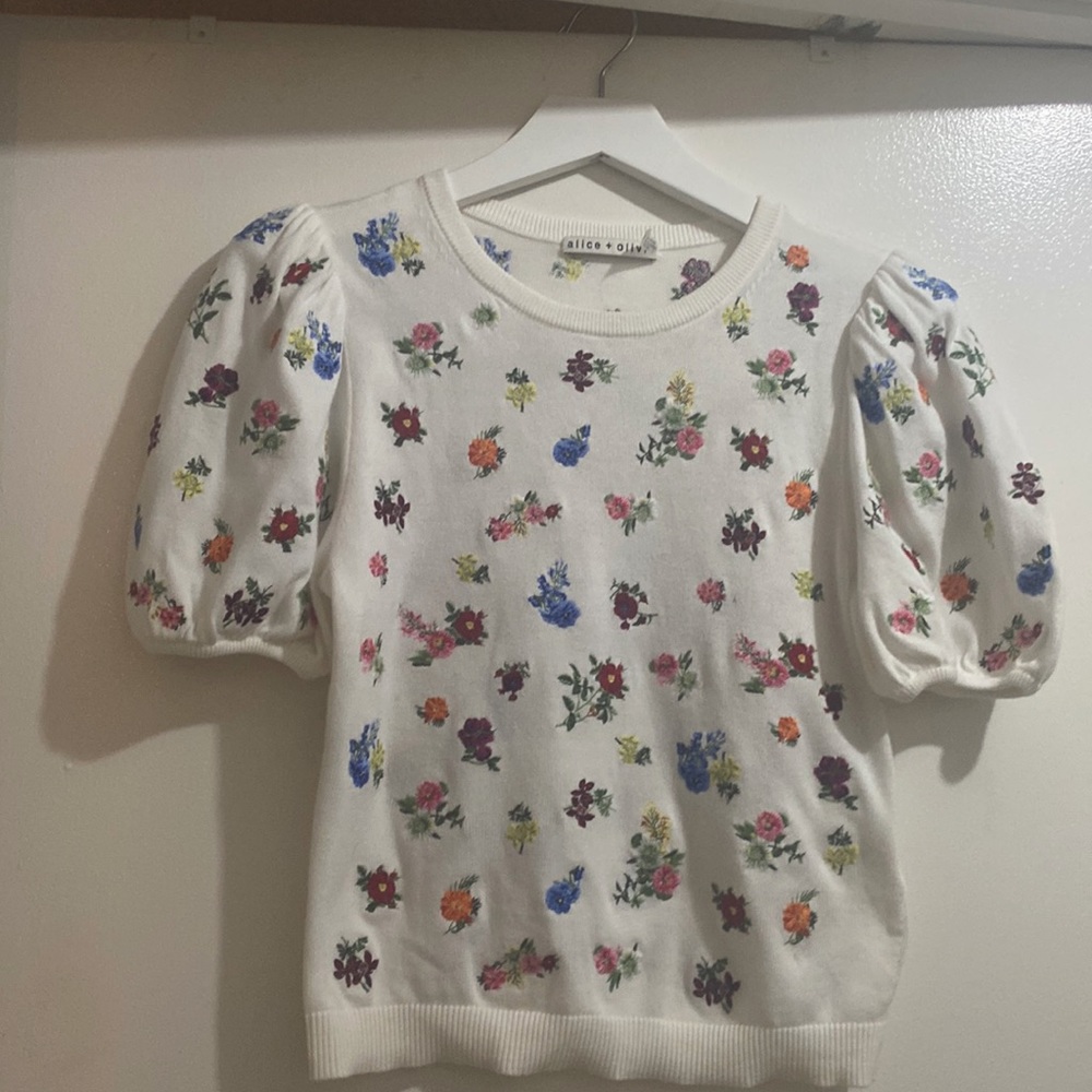 Alice and Olivia floral top. Never wore